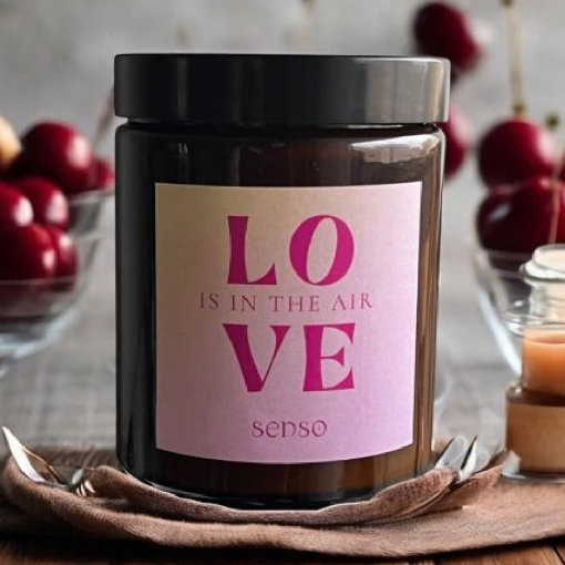 vonná svíčka Love is in the air